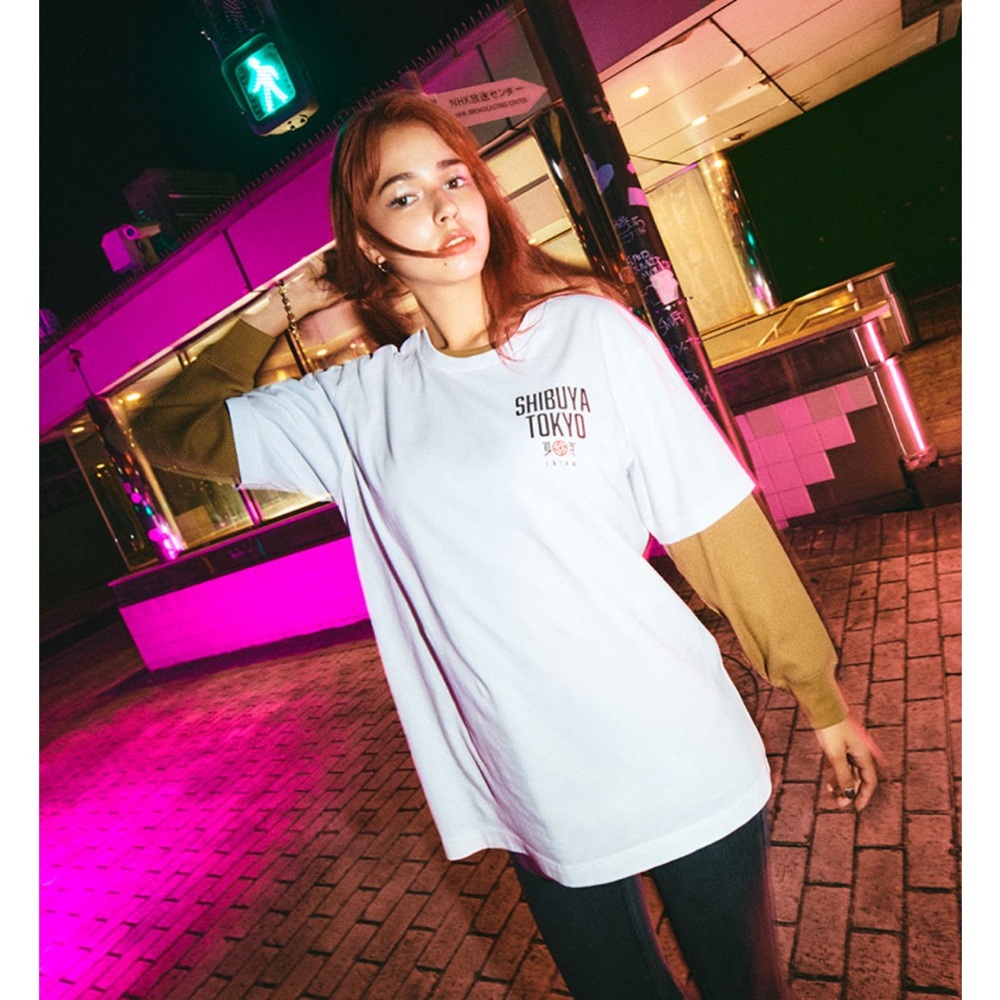 NWT Uniqlo Jujutsu Kaisen white tee sz L- sold out in stores/online 🖤